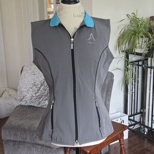 Aris Charcoal Vest with Vibrant Blue Collar